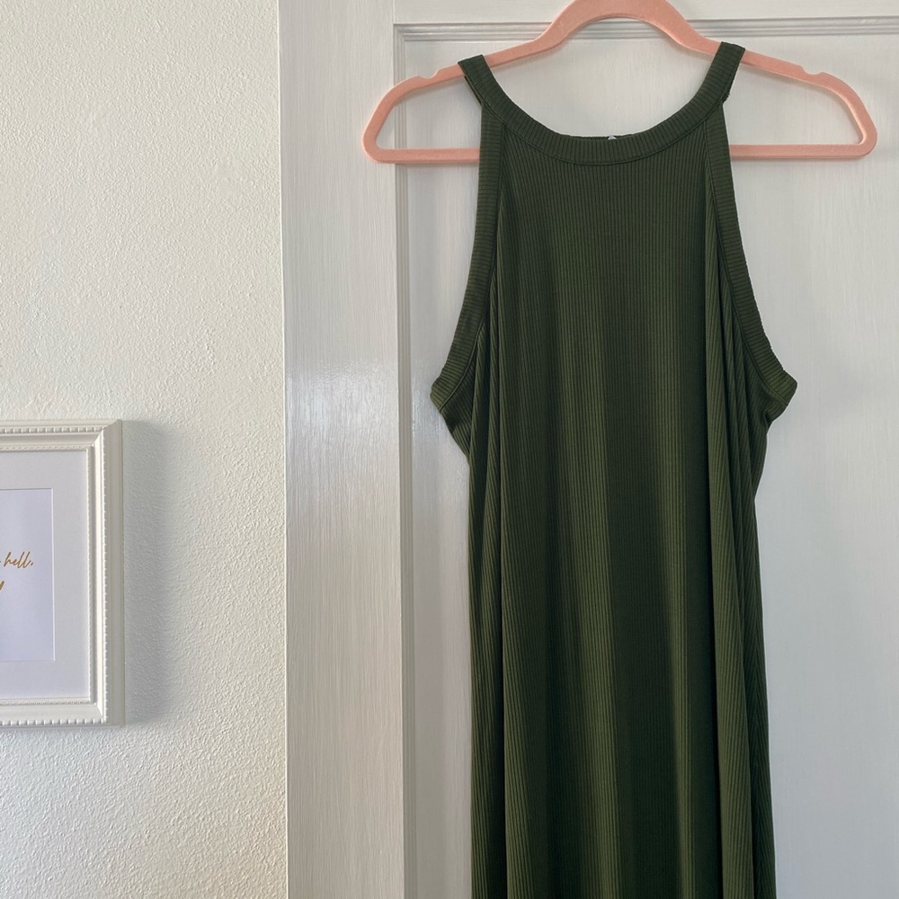 Old Navy Green Ribbed Maxi Dress (never worn)
